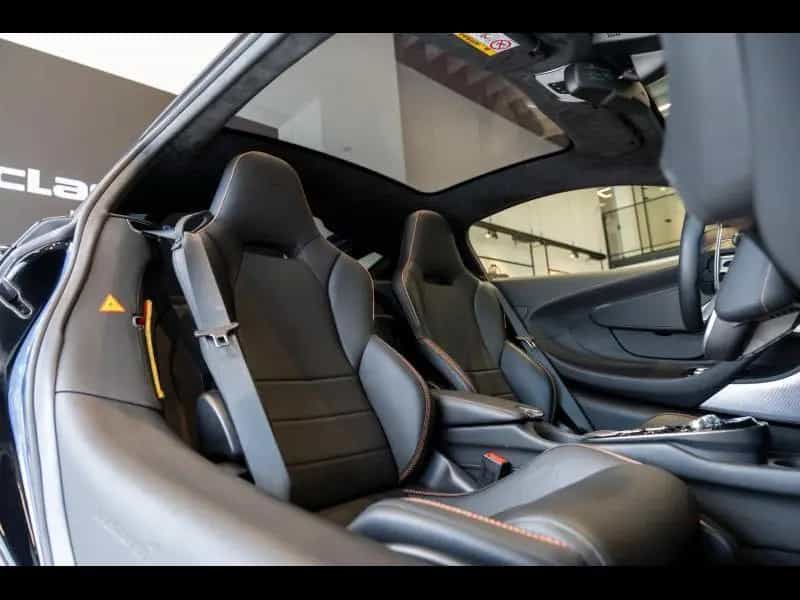 McLaren GT Luxe with 1 year McLaren Warranty incl 08/2023-photo-13