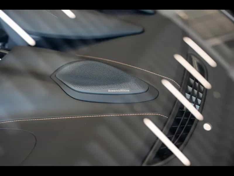 McLaren GT Luxe with 1 year McLaren Warranty incl 08/2023-photo-19