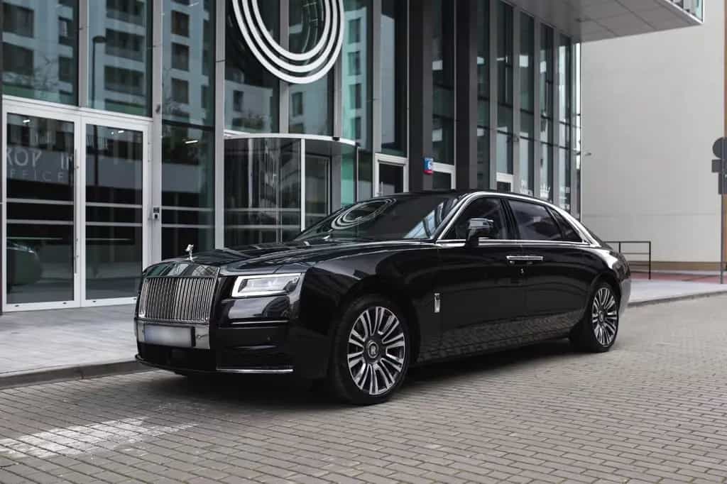 Rolls-Royce Ghost EWB Bespoke, High spec, Warranty 09/2021-photo-0