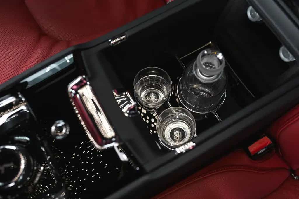 Rolls-Royce Ghost EWB Bespoke, High spec, Warranty 09/2021-photo-21