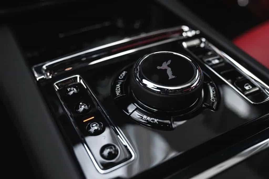 Rolls-Royce Ghost EWB Bespoke, High spec, Warranty 09/2021-photo-27
