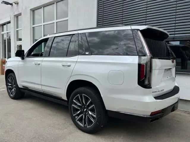 Cadillac Escalade Sport Platinum 6.2l Night Vision 07/2025-photo-3
