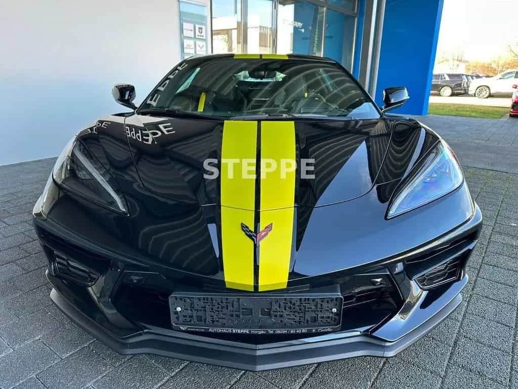 Corvette C8 Stingray Coupe 6,2 V8 3LT Europamodell 08/2025-photo-1
