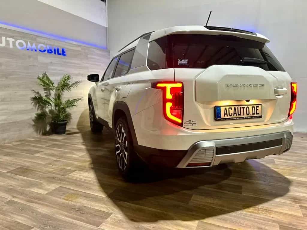 Ssangyong Torres Sapphire *20"LM*SHZ*Finanzierung möglich* 10/2024-photo-5