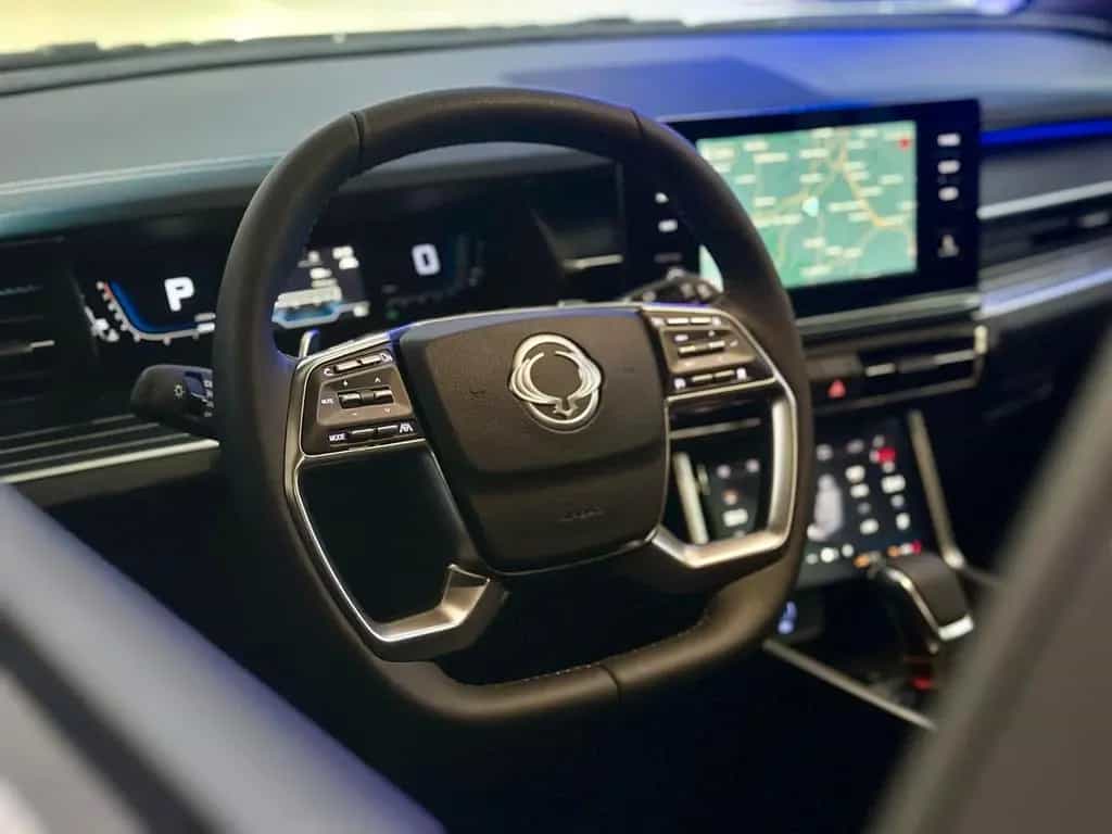 Ssangyong Torres Sapphire *20"LM*SHZ*Finanzierung möglich* 10/2024-photo-8