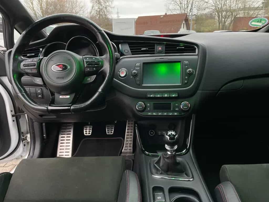 Kia pro Ceed 1.6 T-GDI GT-Track *Pano*Navi*Kamera* 06/2018-photo-10