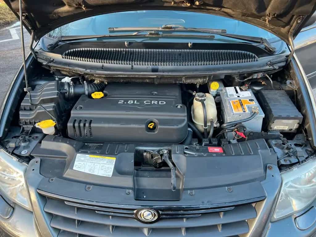 Chrysler Voyager 2.8 CRD Grand Voyager *bevorzugt Export* 07/2004-photo-12