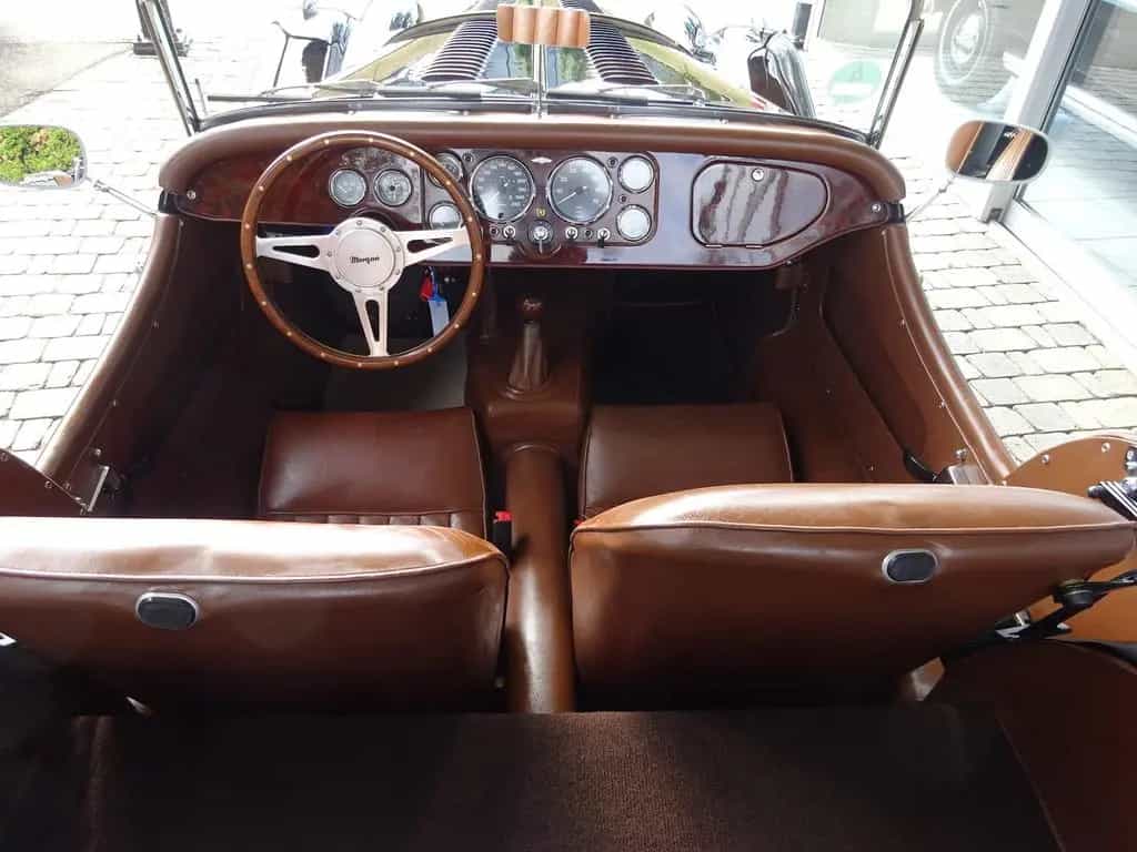 Morgan Plus 8 3,9 36.000 km breite Version H-Zulassung 01/1994-photo-4