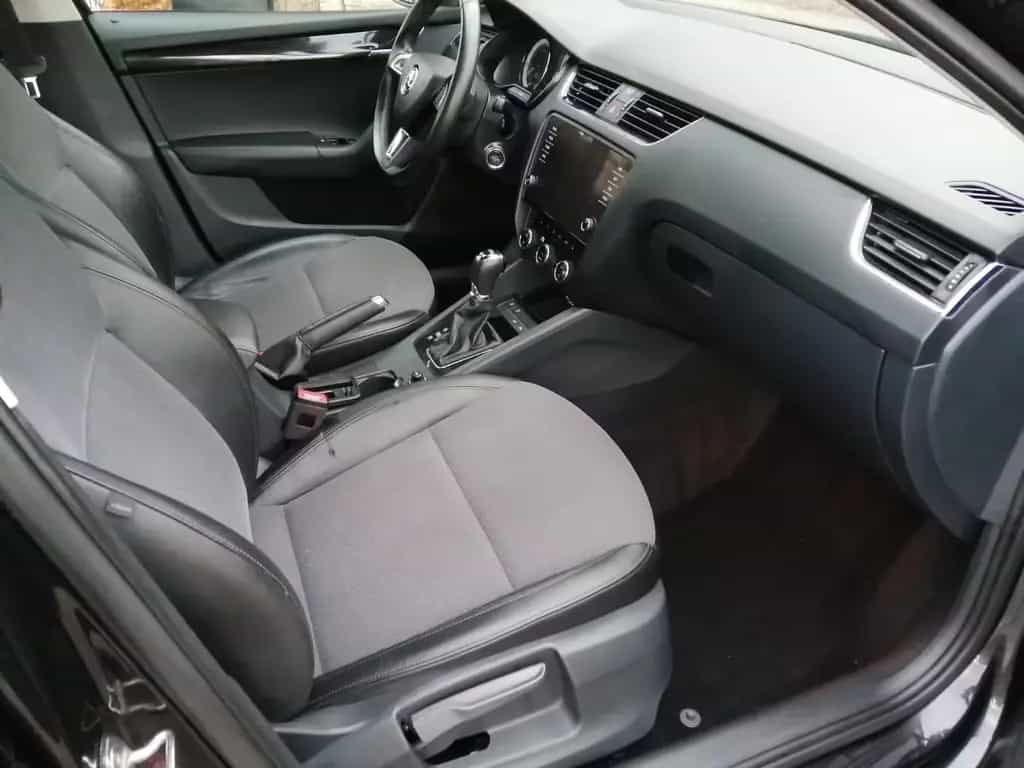 Skoda Octavia Combi "Style 4x4" 01/2019-photo-10