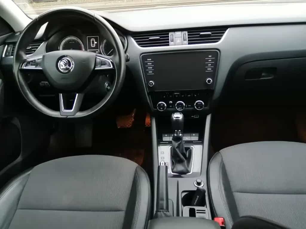 Skoda Octavia Combi "Style 4x4" 01/2019-photo-11