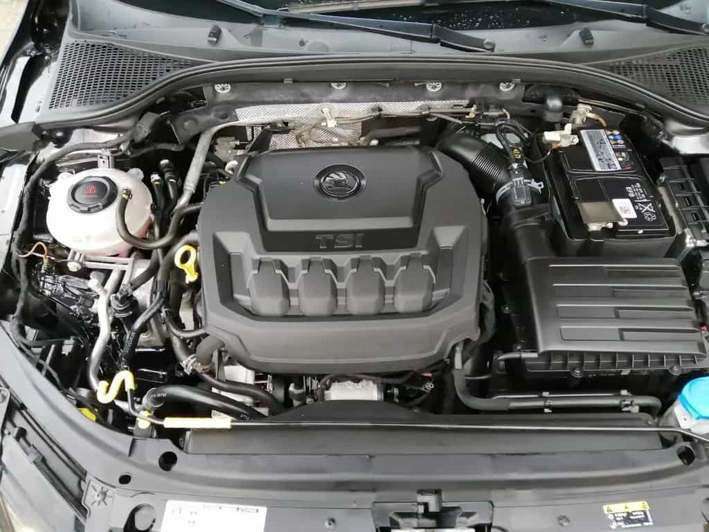 Skoda Octavia Combi "Style 4x4" 01/2019-photo-16