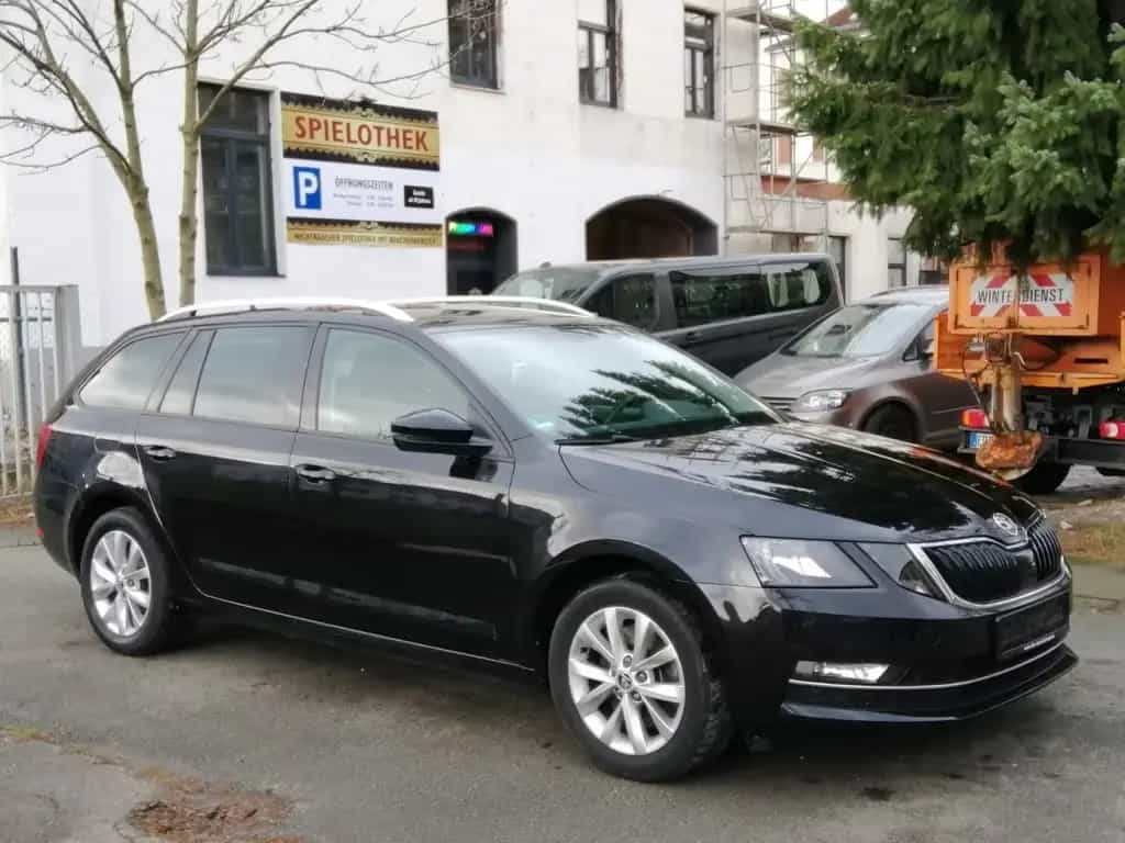 Skoda Octavia Combi "Style 4x4" 01/2019-photo-2