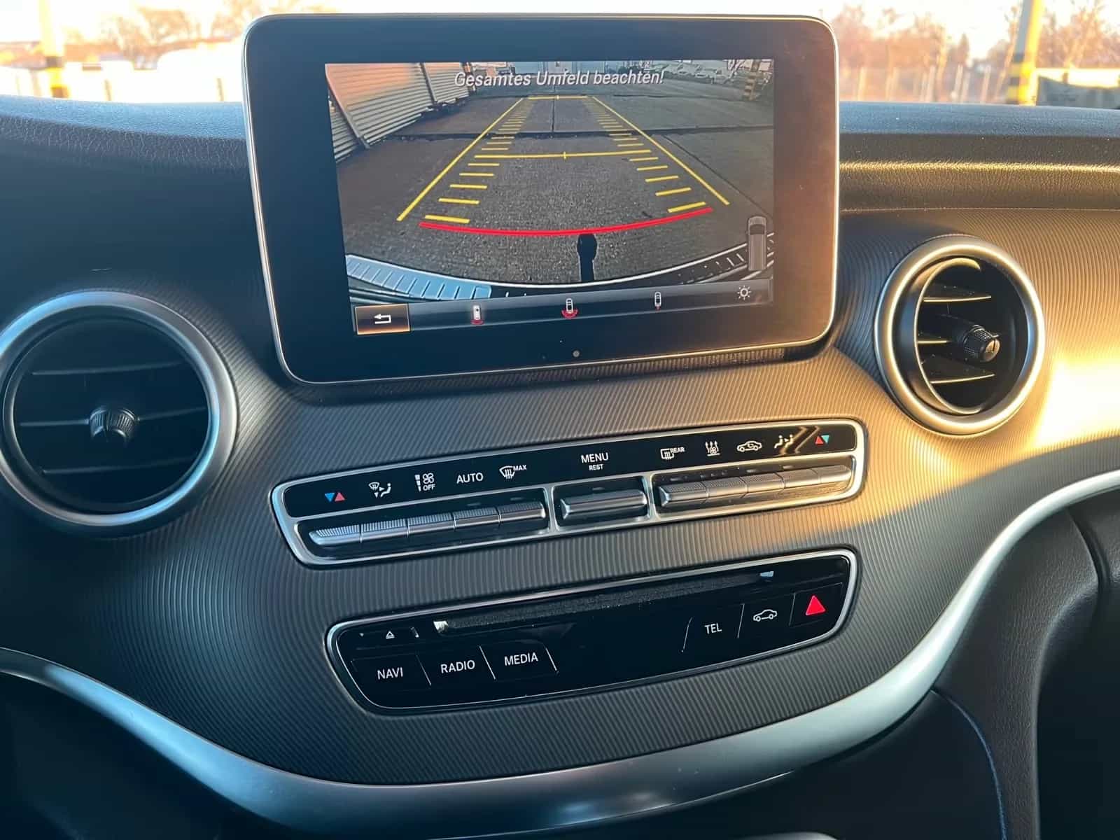 Mercedes-Benz V-Class 250 01/2019-photo-17