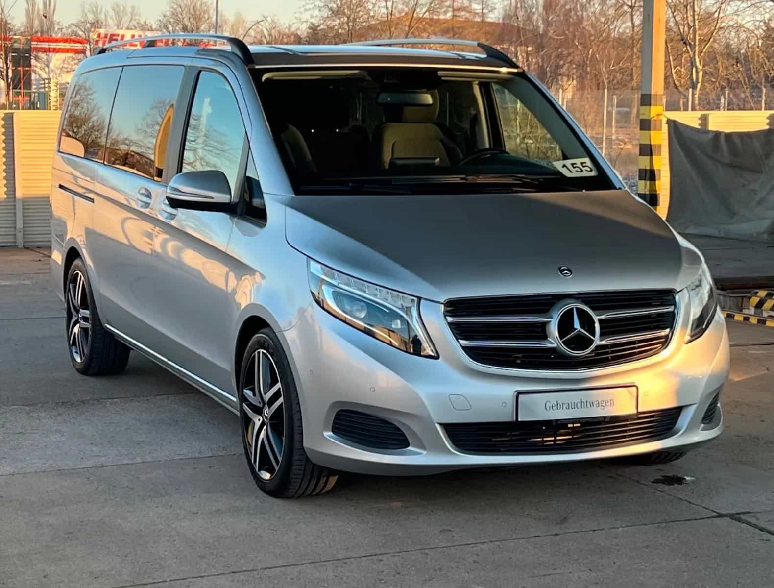 Mercedes-Benz V-Class 250 01/2019-photo-2