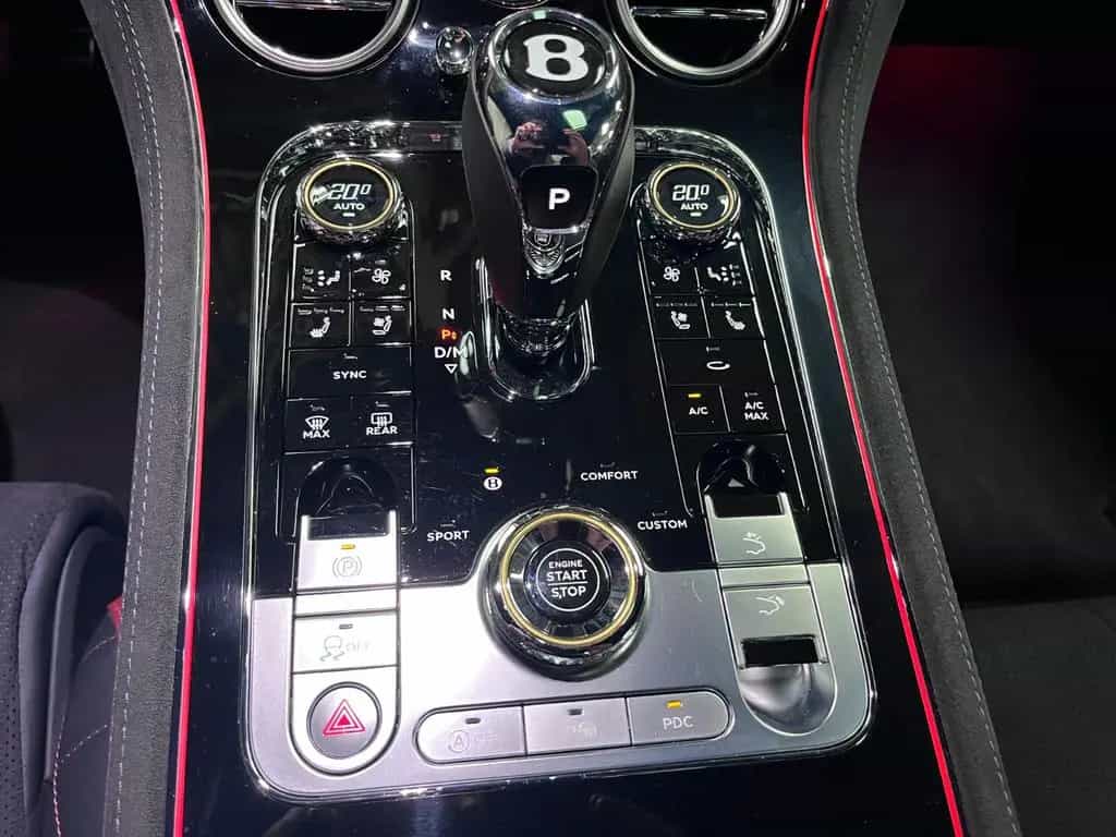 Bentley Continental GT Speed Pano HUD Night Naim Carbon 08/2022-photo-14