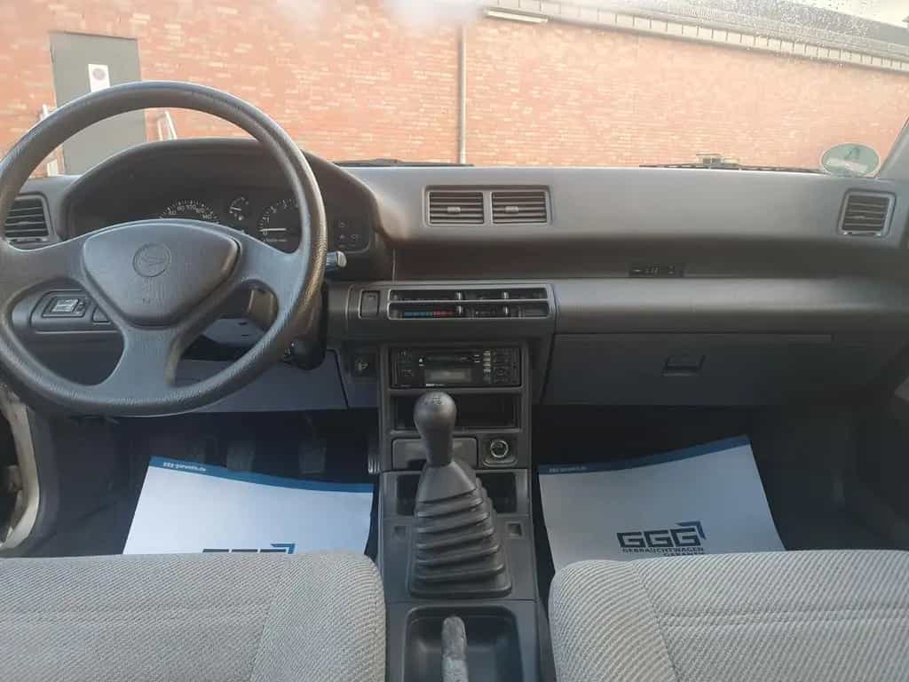 Daihatsu Applause 1.6 1 HAND erst 87158 km H-KENNZEICHEN 04/1990-photo-11