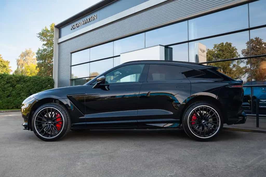 Aston Martin DBX 4.0 V8 DBX707 07/2025-photo-2