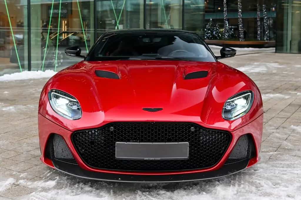 Aston Martin DBS 5.2 V12 05/2022-photo-1