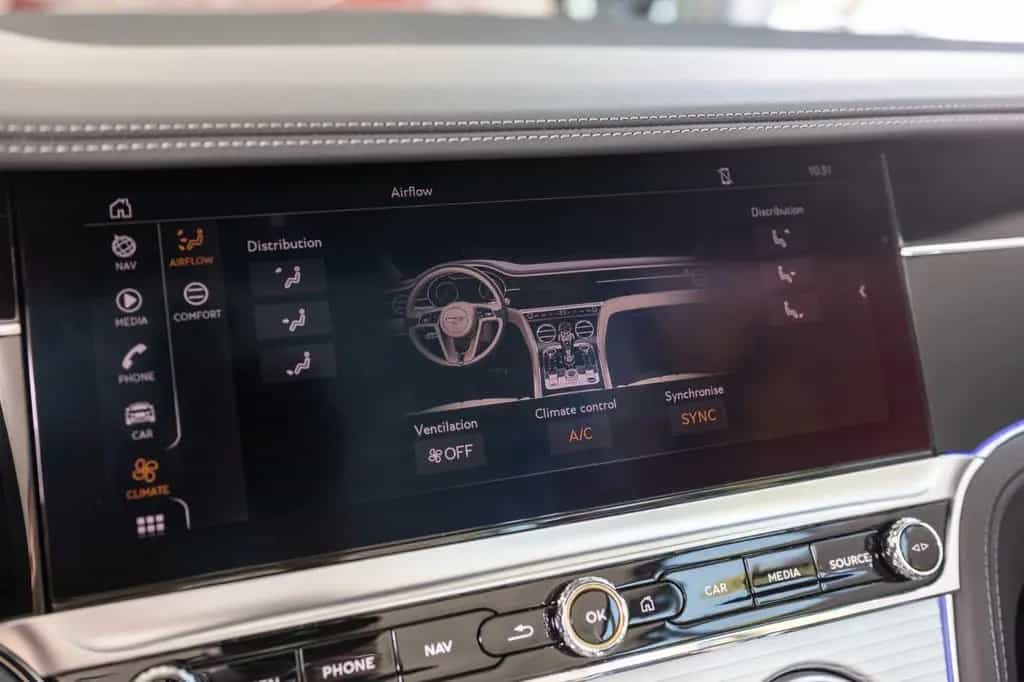 Bentley Continental GTC Azure V8 07/2025-photo-14