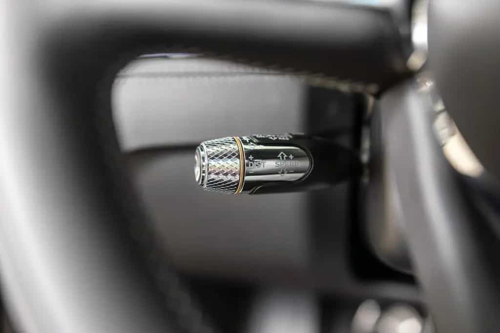 Bentley Continental GTC Azure V8 07/2025-photo-17