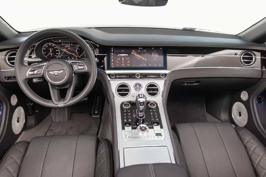 Bentley Continental GTC Azure V8 07/2025-photo-8