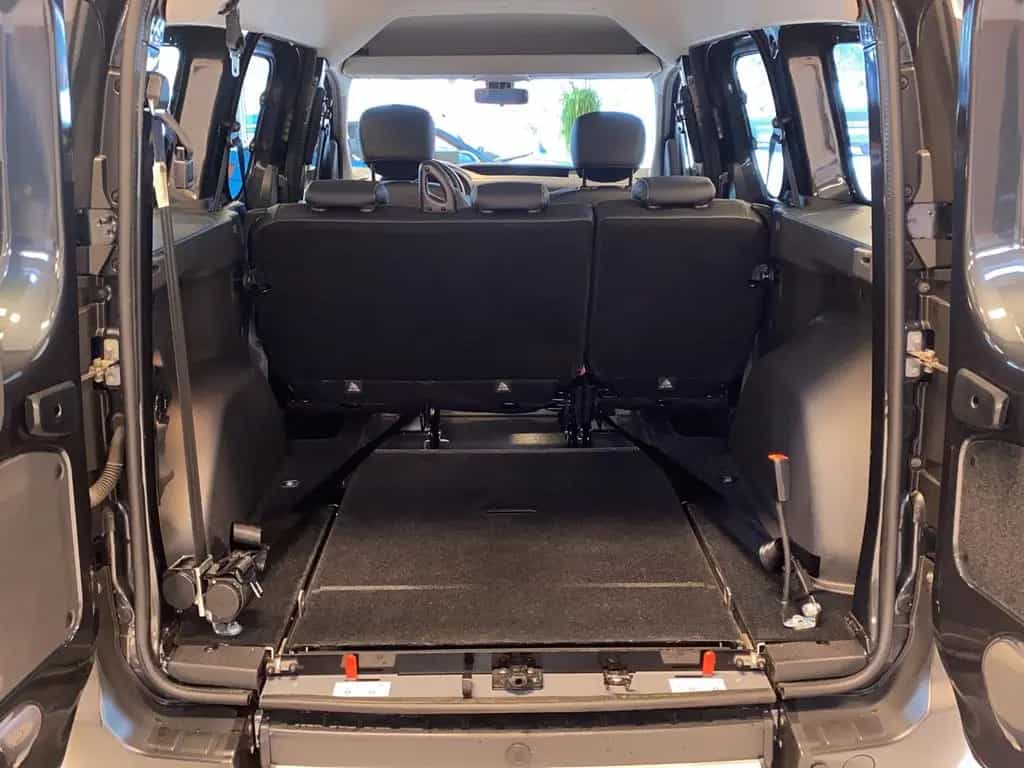 Dacia Dokker Stepway  TCe 115 Rollifahrer Heckeinstieg 09/2017-photo-10
