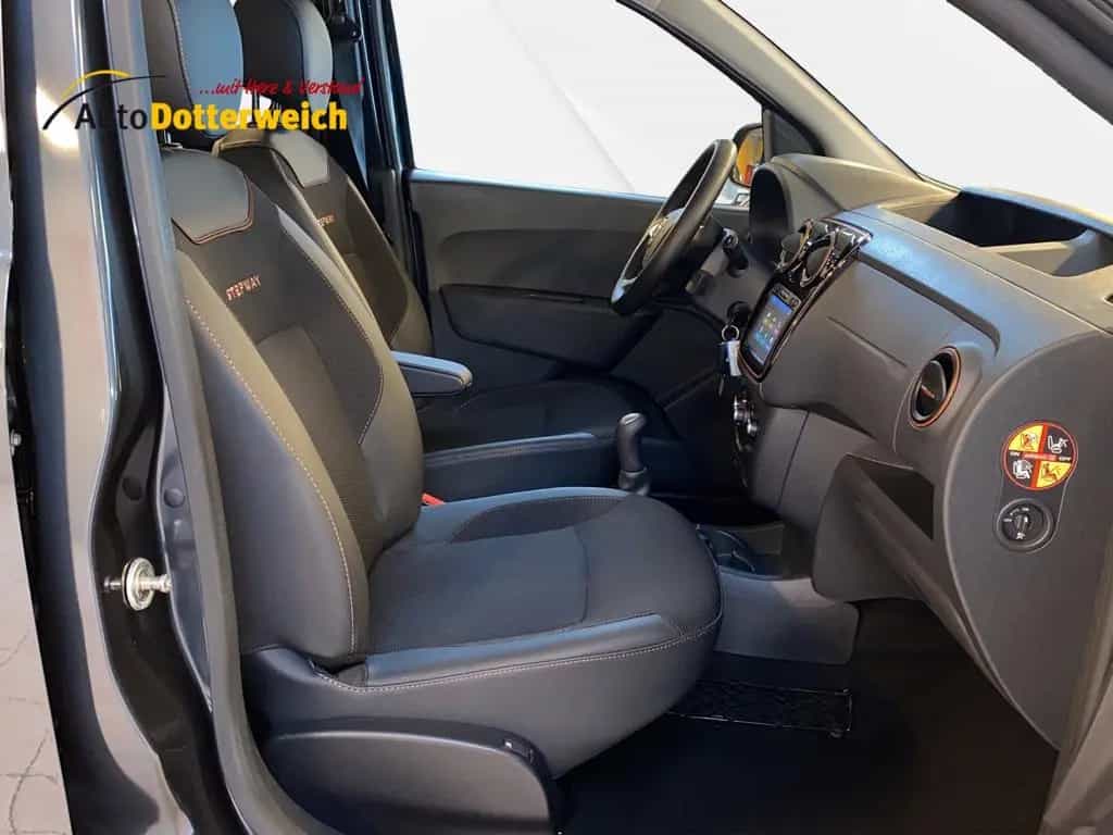 Dacia Dokker Stepway  TCe 115 Rollifahrer Heckeinstieg 09/2017-photo-11
