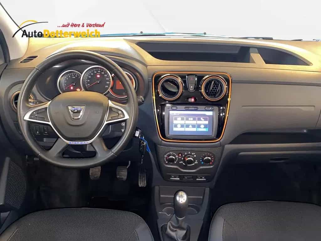 Dacia Dokker Stepway  TCe 115 Rollifahrer Heckeinstieg 09/2017-photo-12