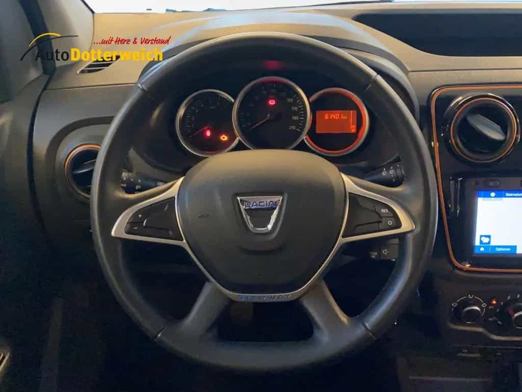 Dacia Dokker Stepway  TCe 115 Rollifahrer Heckeinstieg 09/2017-photo-15