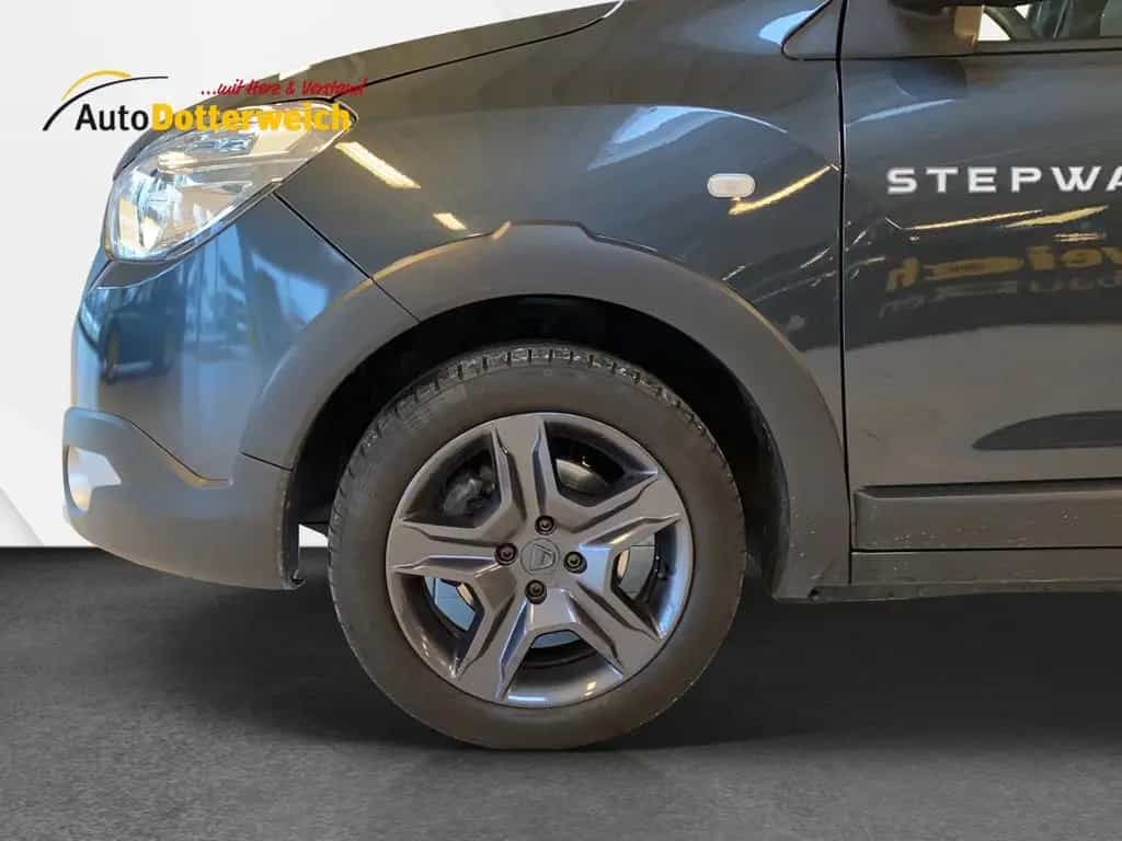 Dacia Dokker Stepway  TCe 115 Rollifahrer Heckeinstieg 09/2017-photo-20
