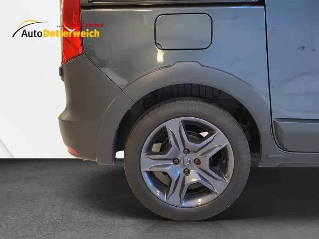 Dacia Dokker Stepway  TCe 115 Rollifahrer Heckeinstieg 09/2017-photo-23
