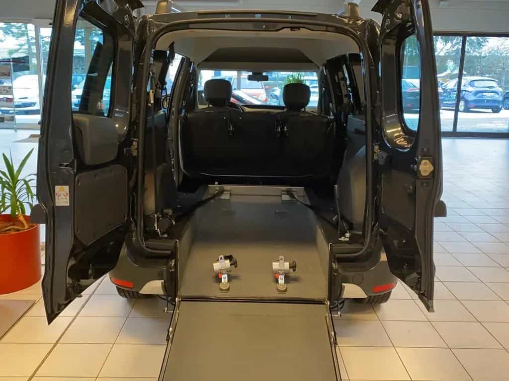 Dacia Dokker Stepway  TCe 115 Rollifahrer Heckeinstieg 09/2017-photo-26