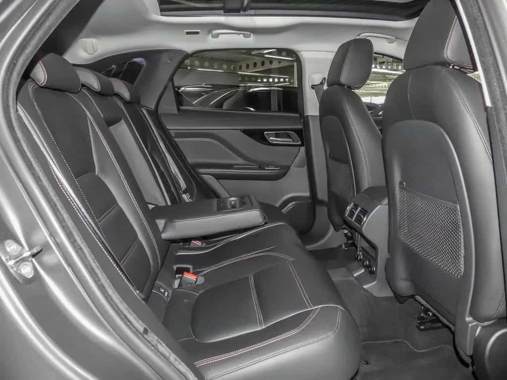 Jaguar F-Pace Prestige AWD 30d EU6d-T Allrad AHK-abnehm 09/2020-photo-3