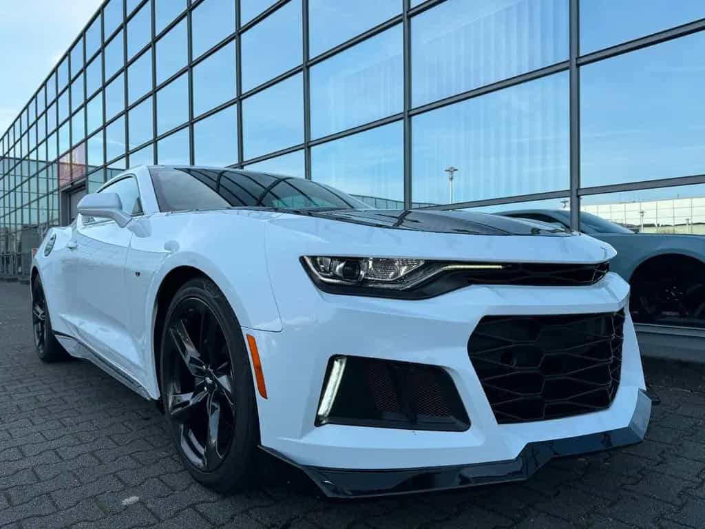 Chevrolet Coupé Sport ss 6.2 zl1 V8 Carplay Kamera Schalte 07/2019-photo-9