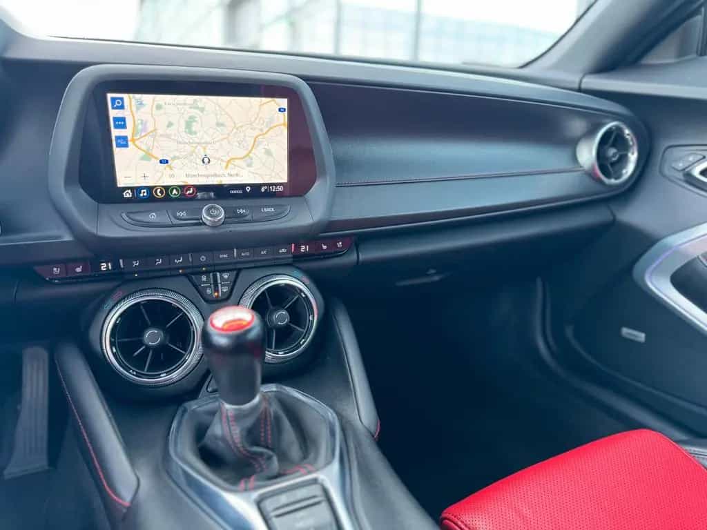 Chevrolet Coupé Sport ss 6.2 zl1 V8 Carplay Kamera Schalte 07/2019-photo-13