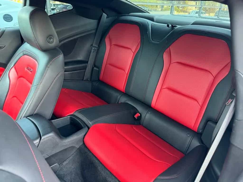 Chevrolet Coupé Sport ss 6.2 zl1 V8 Carplay Kamera Schalte 07/2019-photo-16