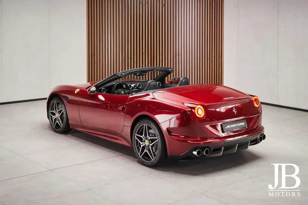 Ferrari California T LED Lenkrad Carbon Deutsches Fzg. 09/2015-photo-0