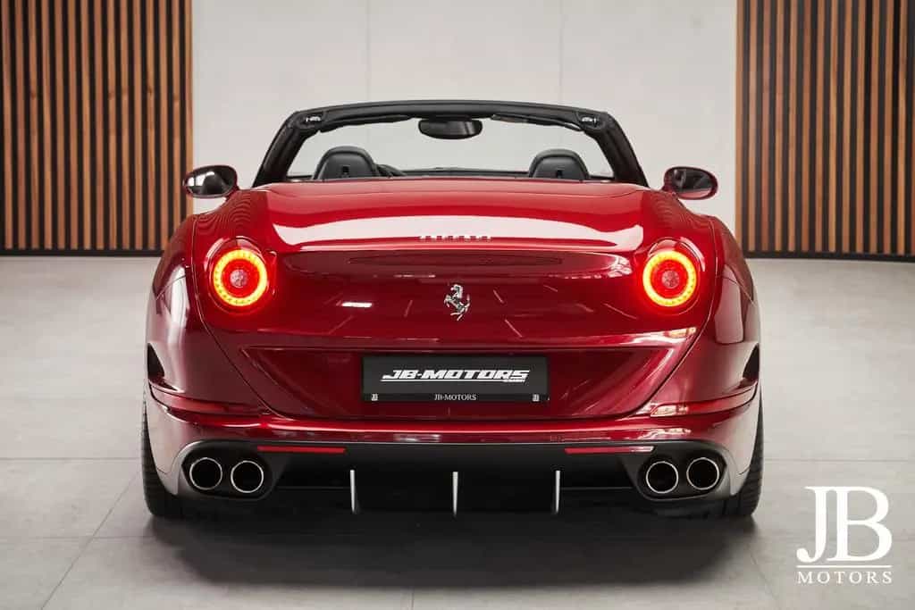 Ferrari California T LED Lenkrad Carbon Deutsches Fzg. 09/2015-photo-15