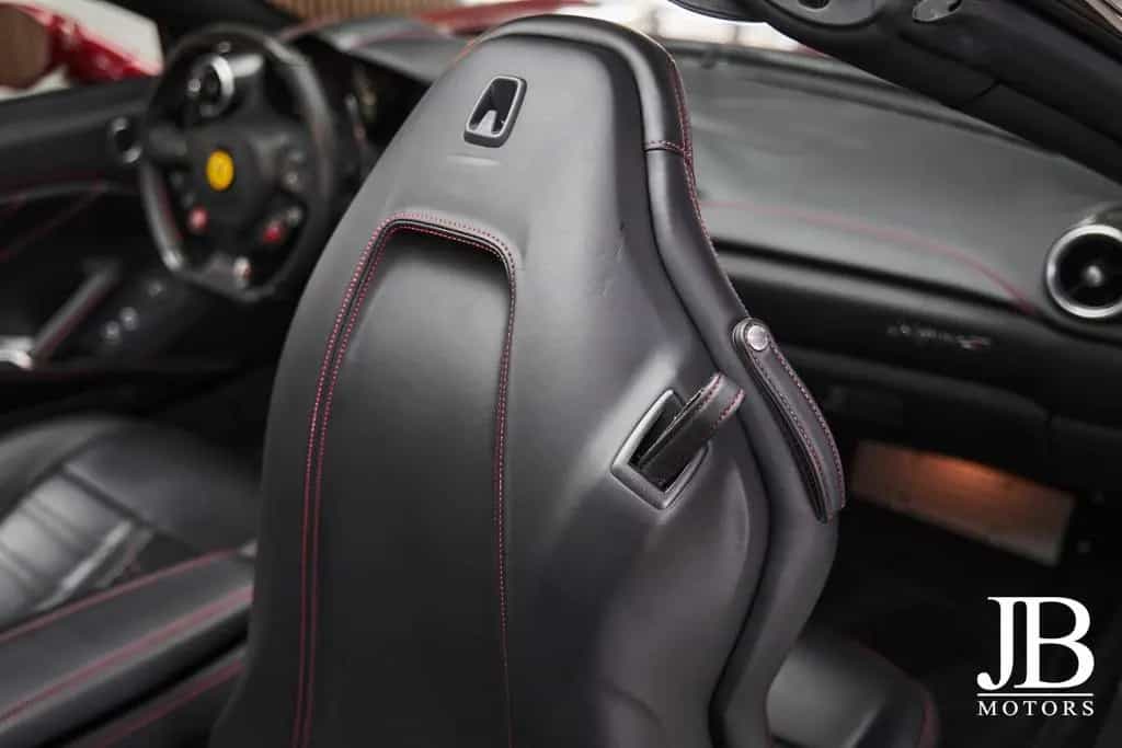 Ferrari California T LED Lenkrad Carbon Deutsches Fzg. 09/2015-photo-26