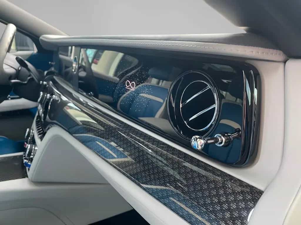 Rolls-Royce Ghost Bespoke, Black Badge 06/2022-photo-11