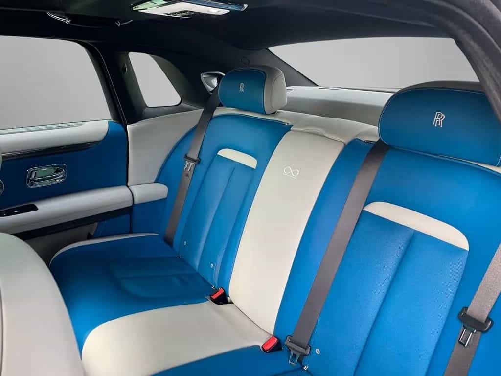 Rolls-Royce Ghost Bespoke, Black Badge 06/2022-photo-22