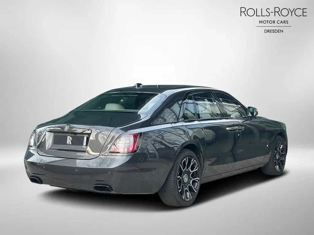 Rolls-Royce Ghost Bespoke, Black Badge 06/2022-photo-25