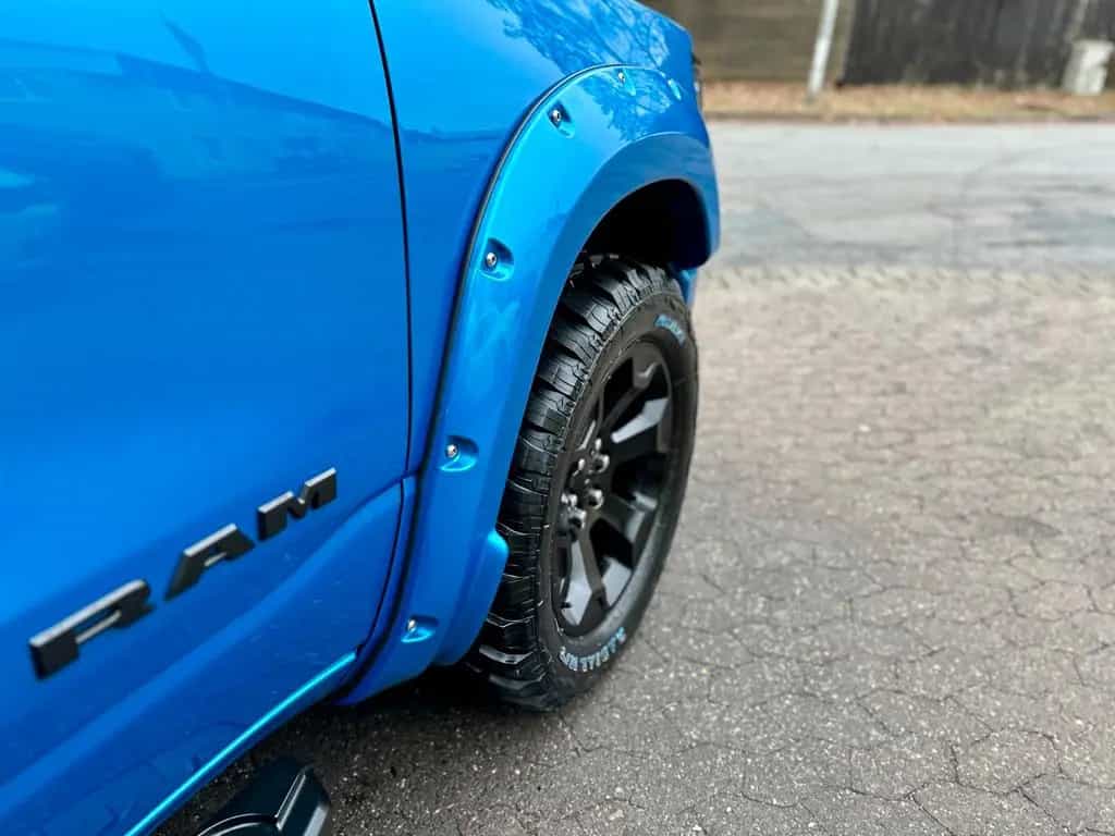 Dodge RAM 1500 V8 5,7L*4X4*OFF-ROAD*LEDER*LED*AHK*GARANTIE 01/2019-photo-13