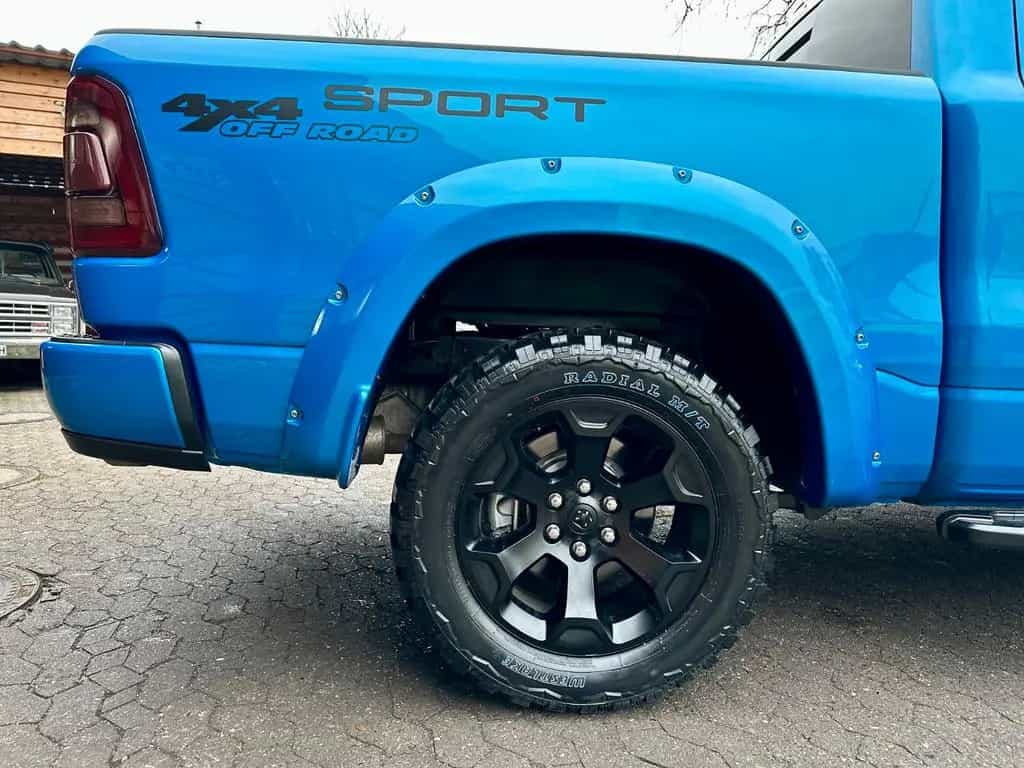 Dodge RAM 1500 V8 5,7L*4X4*OFF-ROAD*LEDER*LED*AHK*GARANTIE 01/2019-photo-15