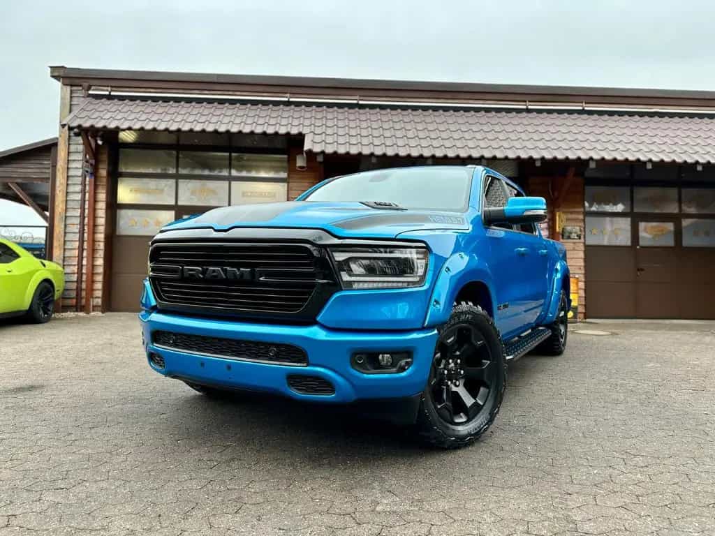 Dodge RAM 1500 V8 5,7L*4X4*OFF-ROAD*LEDER*LED*AHK*GARANTIE 01/2019-photo-2
