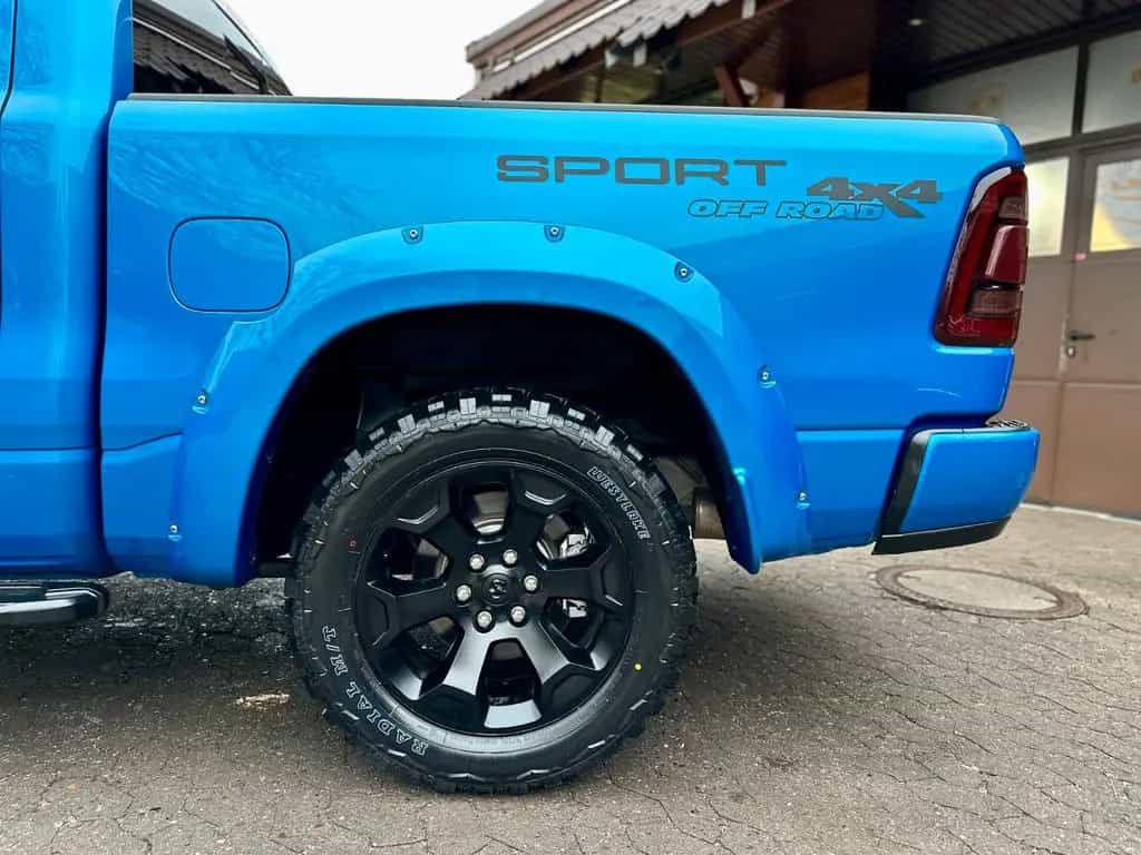 Dodge RAM 1500 V8 5,7L*4X4*OFF-ROAD*LEDER*LED*AHK*GARANTIE 01/2019-photo-26