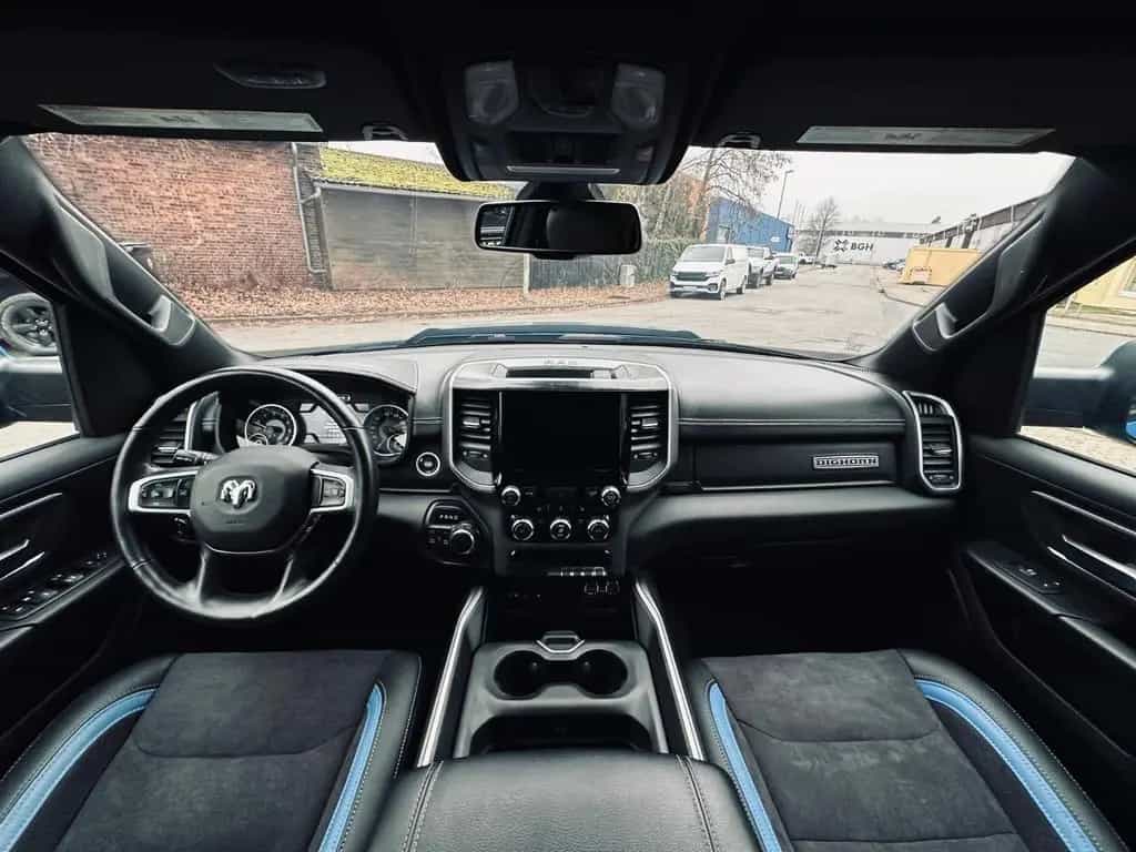 Dodge RAM 1500 V8 5,7L*4X4*OFF-ROAD*LEDER*LED*AHK*GARANTIE 01/2019-photo-39