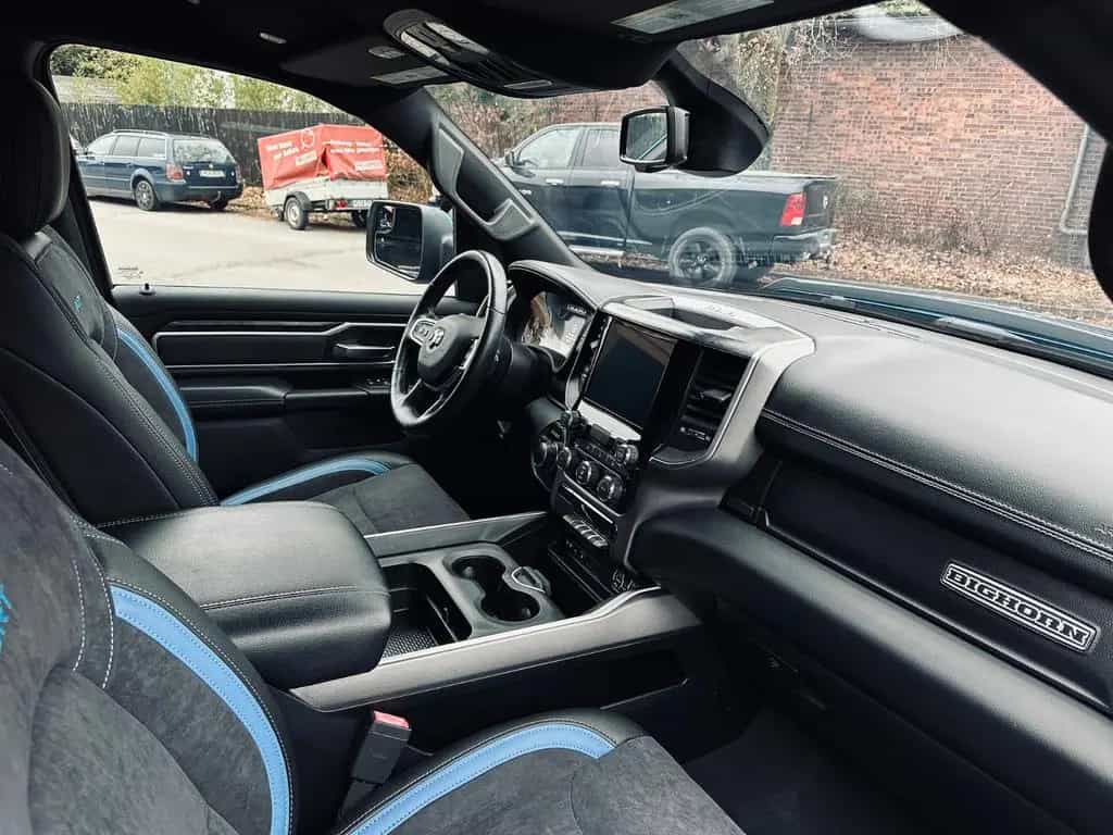 Dodge RAM 1500 V8 5,7L*4X4*OFF-ROAD*LEDER*LED*AHK*GARANTIE 01/2019-photo-40