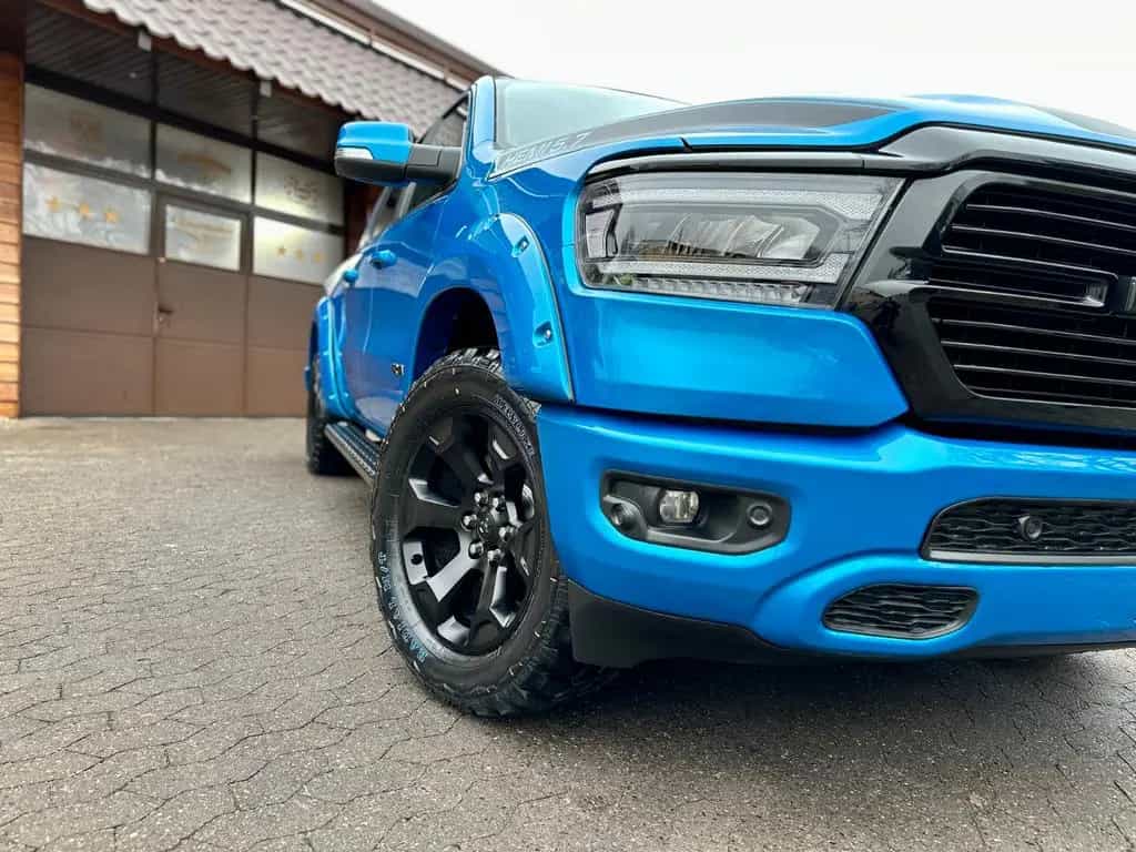 Dodge RAM 1500 V8 5,7L*4X4*OFF-ROAD*LEDER*LED*AHK*GARANTIE 01/2019-photo-7