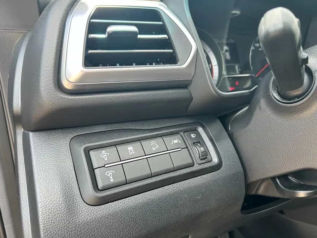 KGM Tivoli 1.5l Quartz Lederausstattung, Navi 11/2024-photo-17